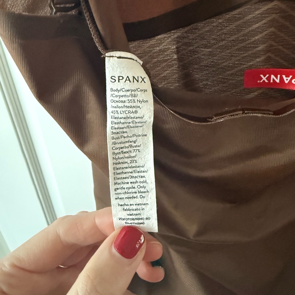 SPANXshape Invisible Cami | Chestnut Brown - Picture 5 of 6